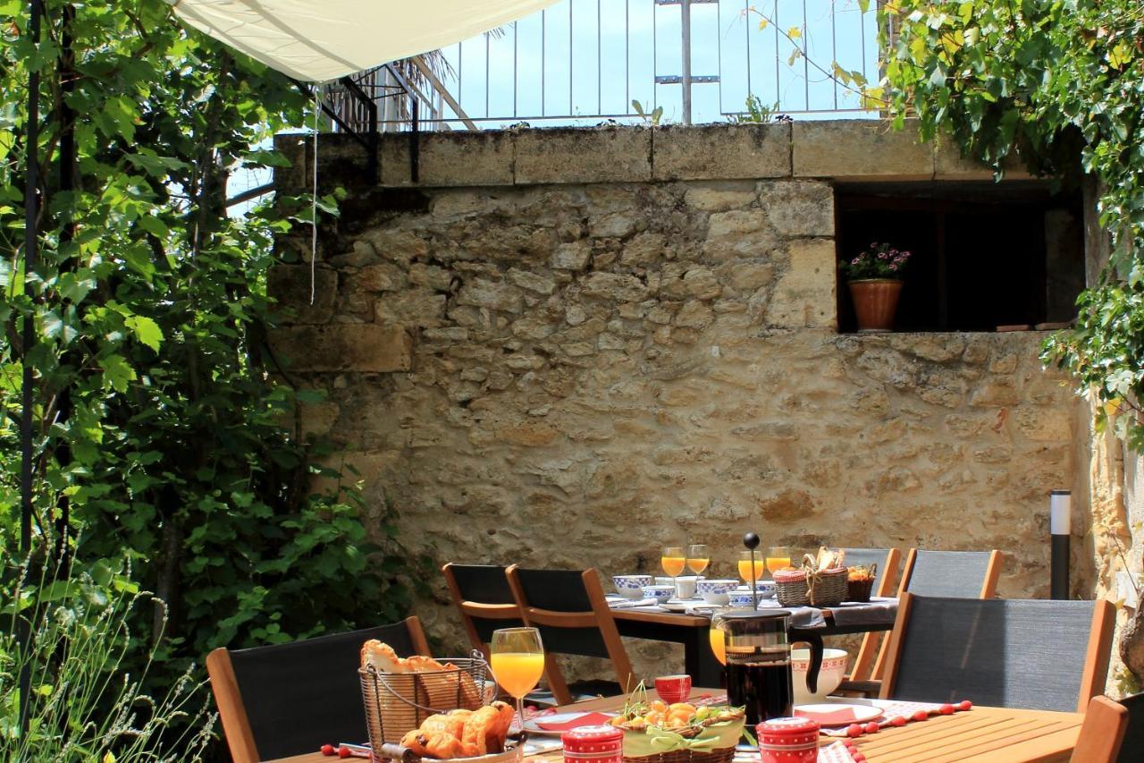 לינה וארוחת בוקר Saint-Michel-de-Montaigne Relais De La Renaissance מראה חיצוני תמונה